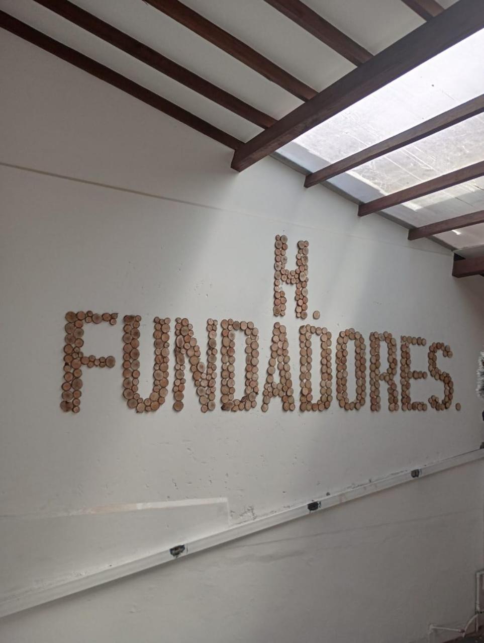 Hostal Famihotel Fundadores Jardín Exteriör bild